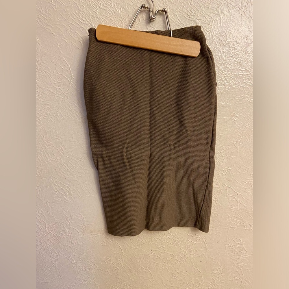 ST.JOHN skirt - Picture 5 of 7
